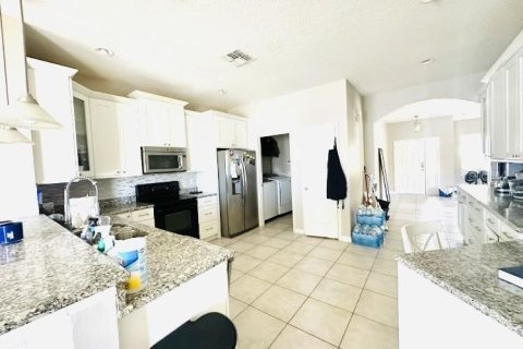 Casa en alquiler en Kissimmee, Florida, 3 dormitorios, 151.43 m2 № 1675668 - foto 15