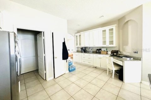 Casa en alquiler en Kissimmee, Florida, 3 dormitorios, 151.43 m2 № 1675668 - foto 14