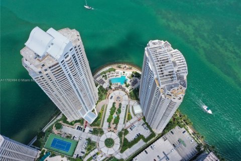 Condo in Miami, Florida, 1 bedroom  № 1696627 - photo 28