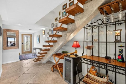 Condo in Daytona Beach, Florida, 3 bedrooms  № 2291399 - photo 15