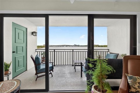 Condo in Daytona Beach, Florida, 3 bedrooms  № 2291399 - photo 20