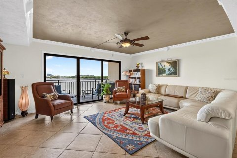 Condo in Daytona Beach, Florida, 3 bedrooms  № 2291399 - photo 14