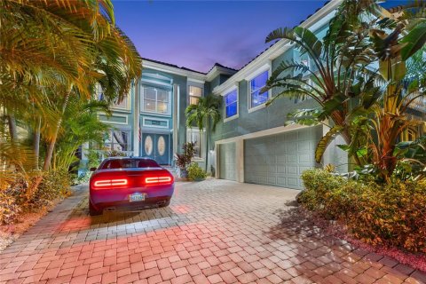 Casa en venta en Apollo Beach, Florida, 4 dormitorios, 341.23 m2 № 1508293 - foto 6