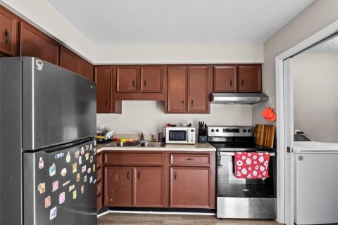 Propiedad comercial en venta en Cocoa, Florida, 150.13 m2 № 1818900 - foto 12