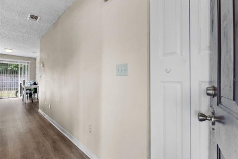 Propiedad comercial en venta en Cocoa, Florida, 150.13 m2 № 1818900 - foto 5