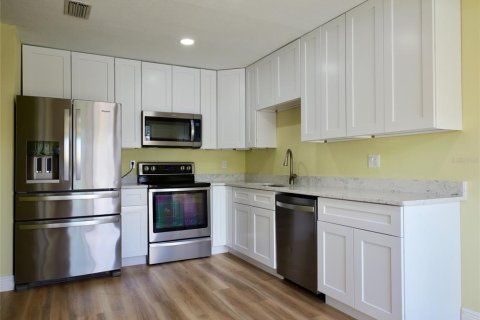 Condominio en venta en Winter Park, Florida, 2 dormitorios, 120.31 m2 № 2115786 - foto 2
