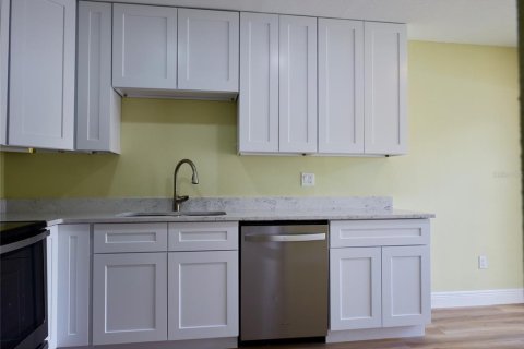 Condominio en venta en Winter Park, Florida, 2 dormitorios, 120.31 m2 № 2115786 - foto 3
