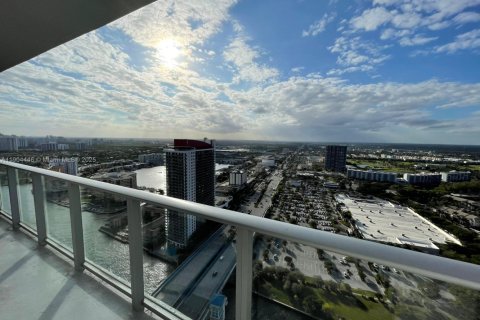 Hotel en venta en Hollywood, Florida, 1 dormitorio, 65.22 m2 № 1956492 - foto 5