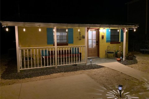 House in Saint Augustine, Florida 2 bedrooms, 61.32 sq.m. № 1916387 - photo 2