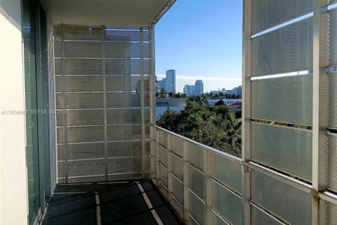 Apartment in Miami Beach, Florida 2 bedrooms, 97.08 sq.m. № 1994839 - photo 6