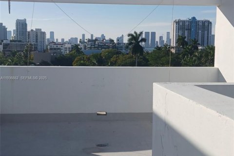 Apartment in Miami Beach, Florida 2 bedrooms, 97.08 sq.m. № 1994839 - photo 11