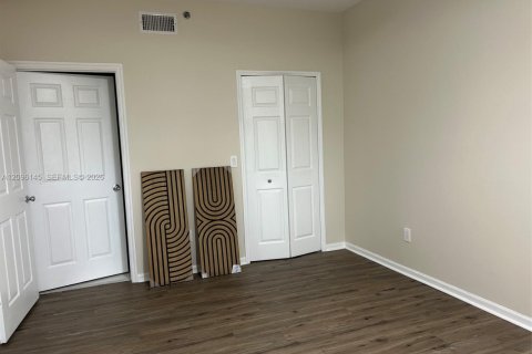 Copropriété à louer à Aventura, Floride: 2 chambres, 110.65 m2 № 2400702 - photo 12