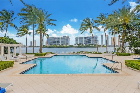 Copropriété à louer à Aventura, Floride: 2 chambres, 110.65 m2 № 2400702 - photo 21