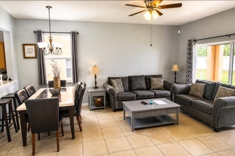 Adosado en venta en Davenport, Florida, 4 dormitorios, 172.43 m2 № 2229211 - foto 2
