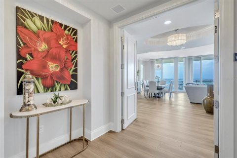 Condo in Palmetto, Florida, 4 bedrooms  № 2429188 - photo 4