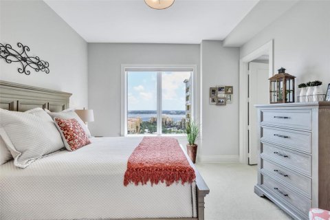 Condo in Palmetto, Florida, 4 bedrooms  № 2429188 - photo 20