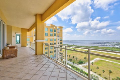 Condo in Palmetto, Florida, 4 bedrooms  № 2429188 - photo 25