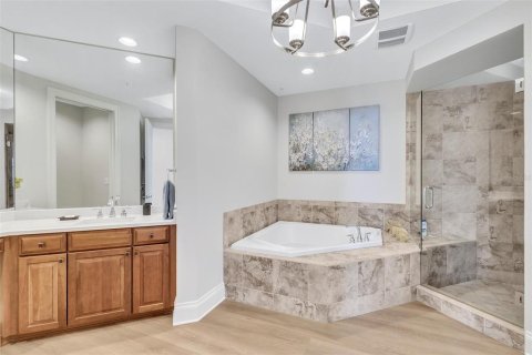 Condo in Palmetto, Florida, 4 bedrooms  № 2429188 - photo 15