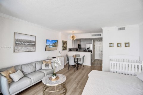 Condominio en venta en Hollywood, Florida, 44.78 m2 № 2006268 - foto 5