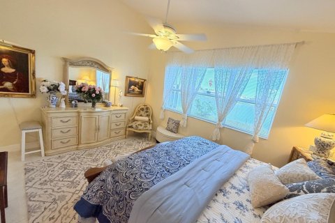 Villa ou maison à louer à Port St. Lucie, Floride: 2 chambres, 154.31 m2 № 2407969 - photo 18
