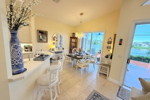Villa ou maison à louer à Port St. Lucie, Floride: 2 chambres, 154.31 m2 № 2407969 - photo 7