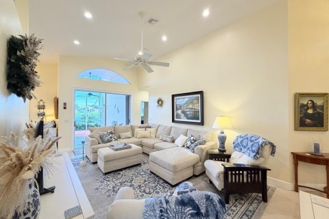 Villa ou maison à louer à Port St. Lucie, Floride: 2 chambres, 154.31 m2 № 2407969 - photo 3