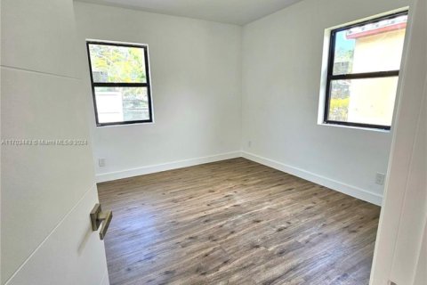 Снять в аренду квартиру в Холливуд, Флорида 1 спальня, 48.31м2, № 1456250 - фото 28