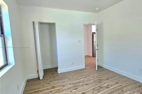 Снять в аренду квартиру в Холливуд, Флорида 1 спальня, 48.31м2, № 1456250 - фото 30