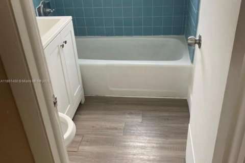 Apartment in Homestead, Florida 2 bedrooms, 106.84 sq.m. № 1892167 - photo 8