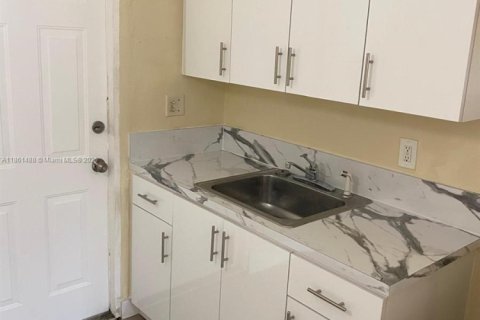 Apartment in Homestead, Florida 2 bedrooms, 106.84 sq.m. № 1892167 - photo 1