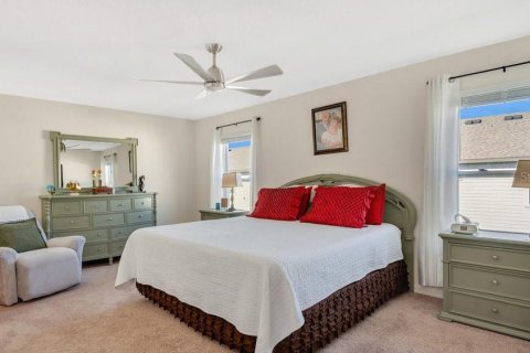 Townhouse in Tavares, Florida 2 bedrooms, 150.13 sq.m. № 1544223 - photo 11