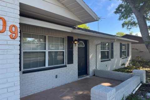 Villa ou maison à Seffner, Floride 3 chambres, 104.98 m2 № 2430310
