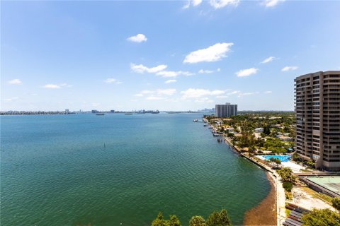 Condominio en venta en Miami, Florida, 2 dormitorios, 130.81 m2 № 1961452 - foto 3