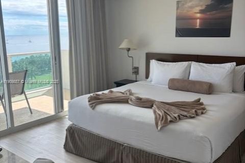 Купить кондоминиум в Майами, Флорида 3 спальни, 140.75м2, № 1966117 - фото 12