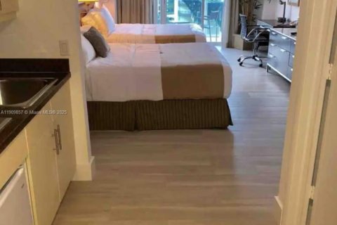 Купить кондоминиум в Майами, Флорида 3 спальни, 140.75м2, № 1966117 - фото 16