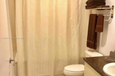 Купить кондоминиум в Майами, Флорида 3 спальни, 140.75м2, № 1966117 - фото 14