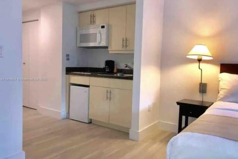 Купить кондоминиум в Майами, Флорида 3 спальни, 140.75м2, № 1966117 - фото 19