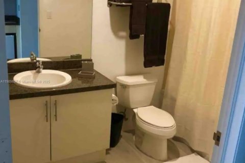 Купить кондоминиум в Майами, Флорида 3 спальни, 140.75м2, № 1966117 - фото 23