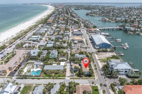 Condominio en alquiler en Saint Pete Beach, Florida, 2 dormitorios, 73.86 m2 № 1791673 - foto 25