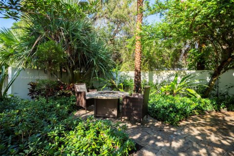 Casa en venta en Stuart, Florida, 5 dormitorios, 304.16 m2 № 1862495 - foto 21
