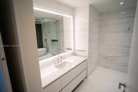Condominio en venta en Miami, Florida, 2 dormitorios, 146.6 m2 № 1809136 - foto 28
