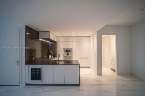 Condominio en venta en Miami, Florida, 2 dormitorios, 146.6 m2 № 1809136 - foto 2