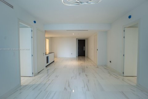 Condominio en venta en Miami, Florida, 2 dormitorios, 146.6 m2 № 1809136 - foto 24