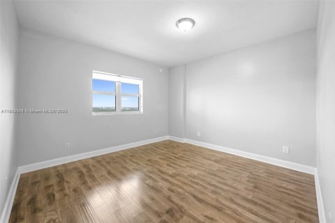 Купить кондоминиум в Норт-Майами, Флорида 3 спальни, 221.57м2, № 1942279 - фото 22