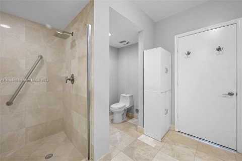 Купить кондоминиум в Норт-Майами, Флорида 3 спальни, 221.57м2, № 1942279 - фото 2