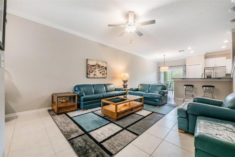 Touwnhouse à vendre à Lutz, Floride: 2 chambres, 140.56 m2 № 2230526 - photo 9