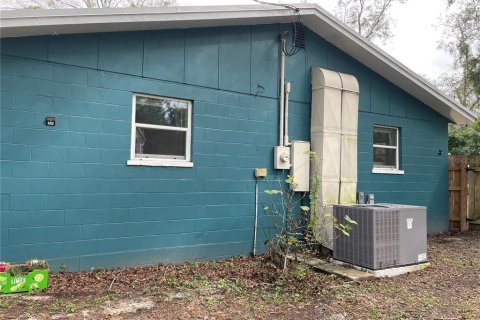 House in Newberry, Florida 4 bedrooms, 142.7 sq.m. № 1442223 - photo 6