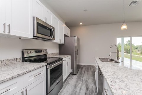 Villa ou maison à louer à Kissimmee, Floride: 4 chambres, 144.46 m2 № 1902799 - photo 4