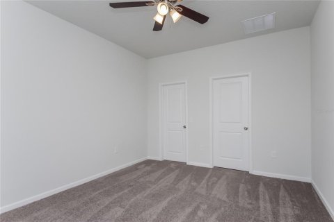 Villa ou maison à louer à Kissimmee, Floride: 4 chambres, 144.46 m2 № 1902799 - photo 9