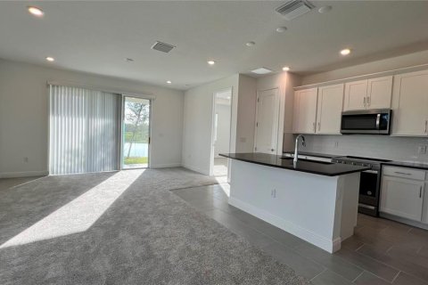 Townhouse in Parrish, Florida 3 bedrooms, 133.13 sq.m. № 985940 - photo 4